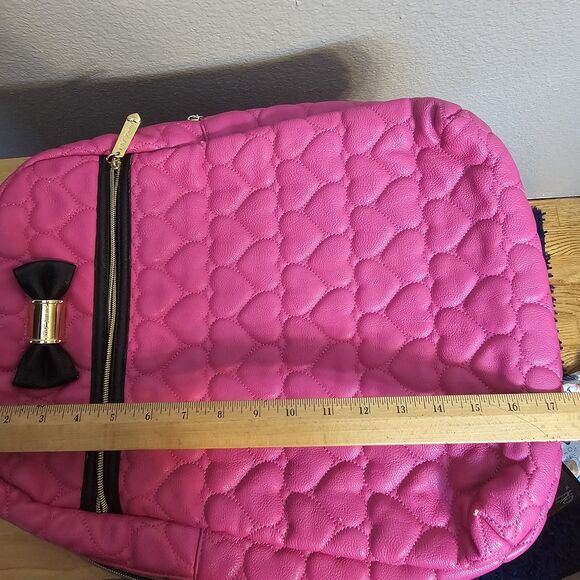 Betsey Johnson Hot Pink Heart Quilted Backpack Purse Bow Accent L Gold Accents main image 7
